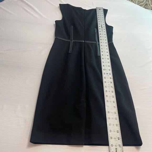 Trina Turk Black Sheath Stretch Lined Dress W/Leather Trim Sleeveless Size 2 - Picture 8 of 8